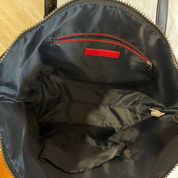 Tommy Hilfiger Black Monogram Tote Bag - Picture 5 of 5